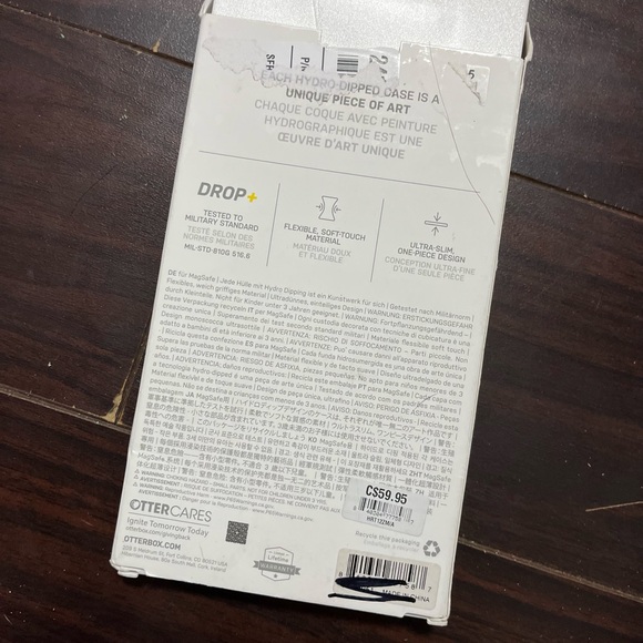 Otterbox iPhone 16 - Picture 2 of 2